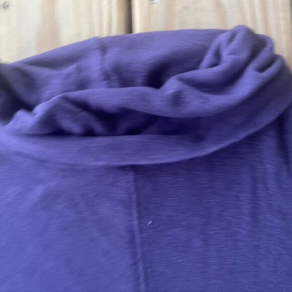** 500 Maison Cinqcent Slub Cotton Raw Hem Turtleneck Purple Medium - Picture 7 of 10